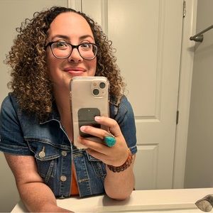 Meet your Posher, Anne